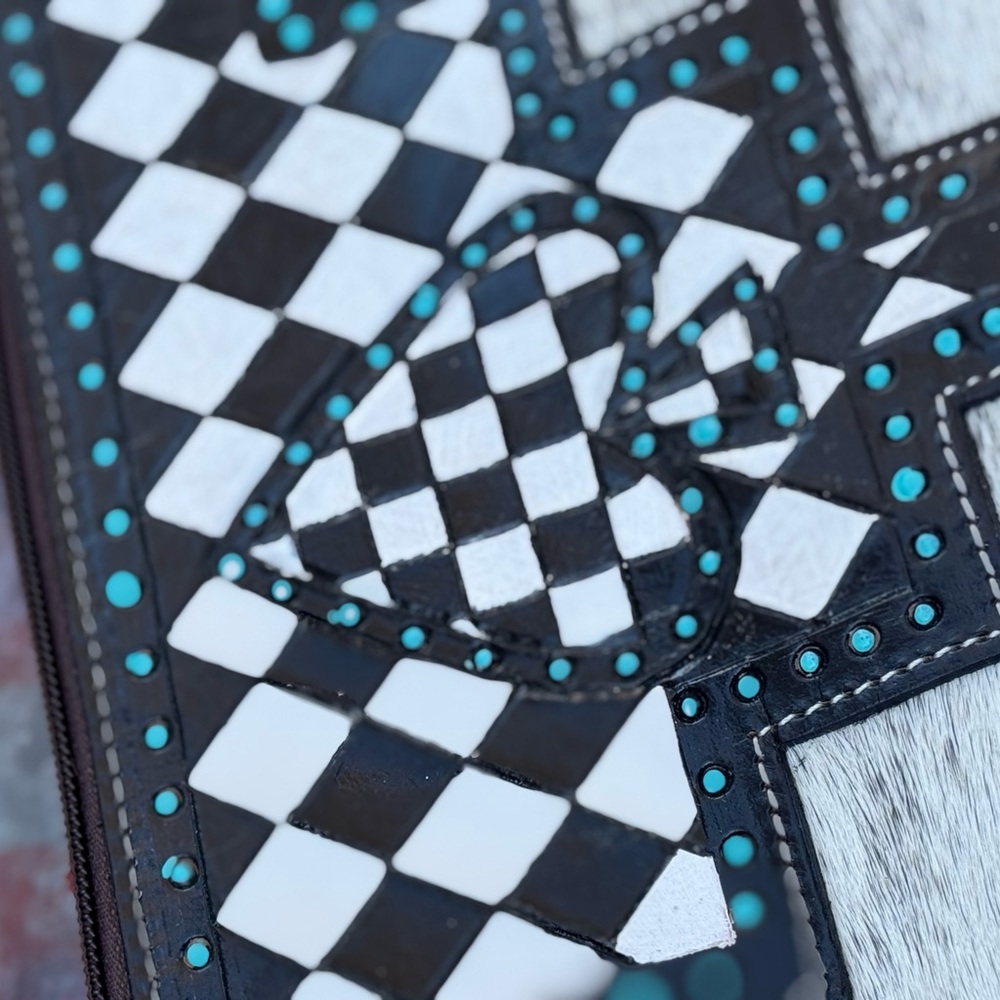 Cowhide & Fringe Handbag - Picture 5 of 9